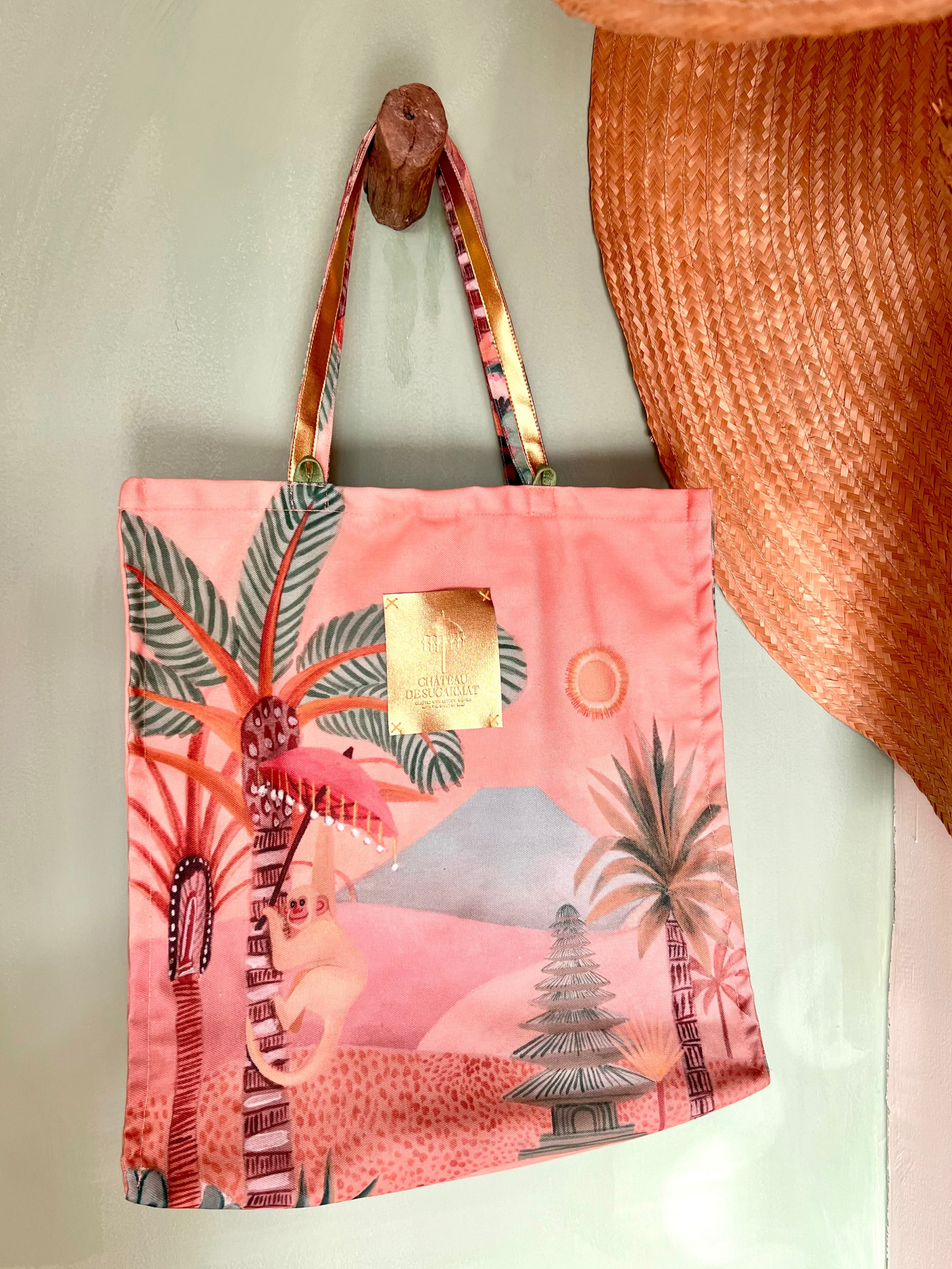 Château Santai Carryall Tote Bag