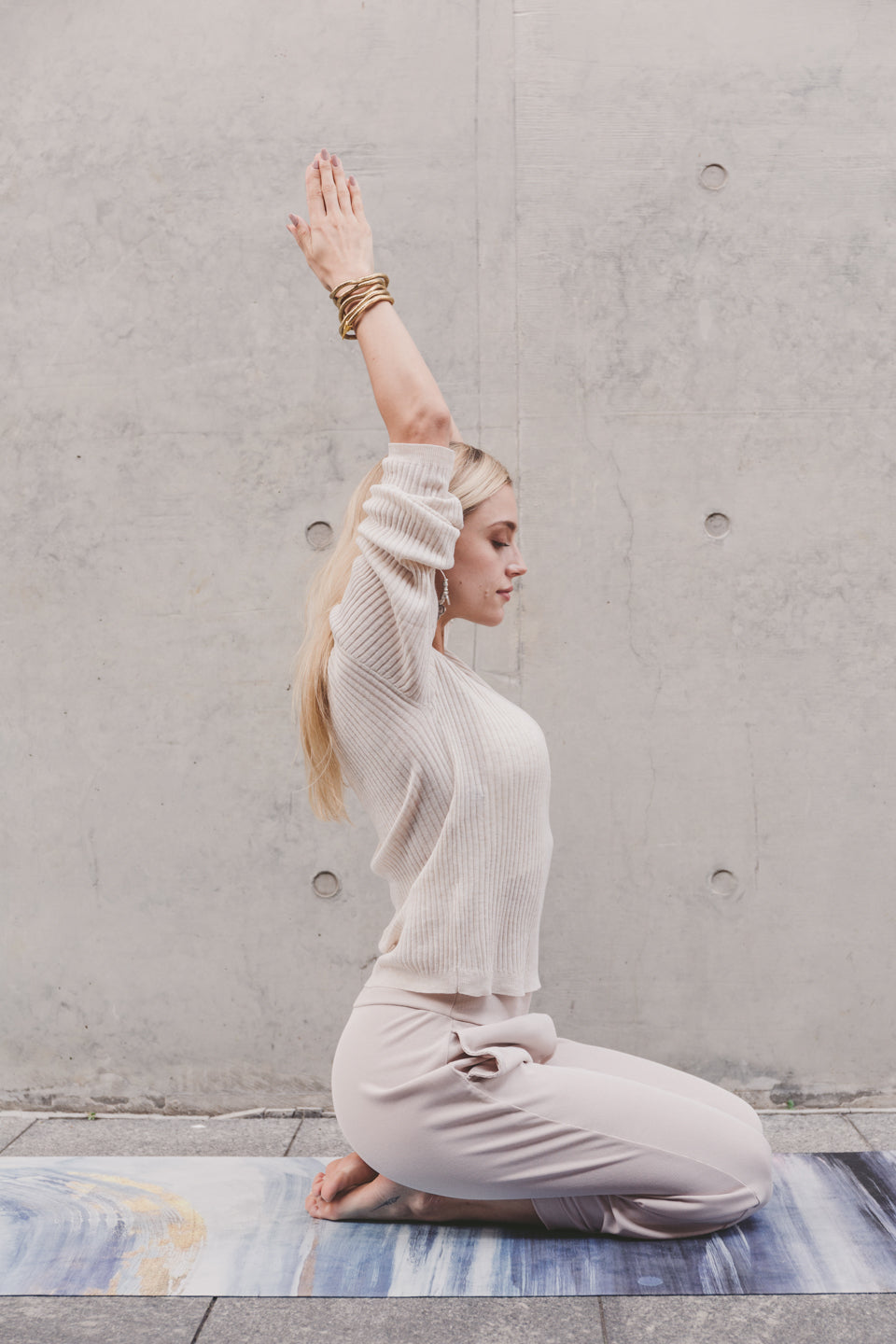 Using Sugarmat's Yoga Stretching Ring