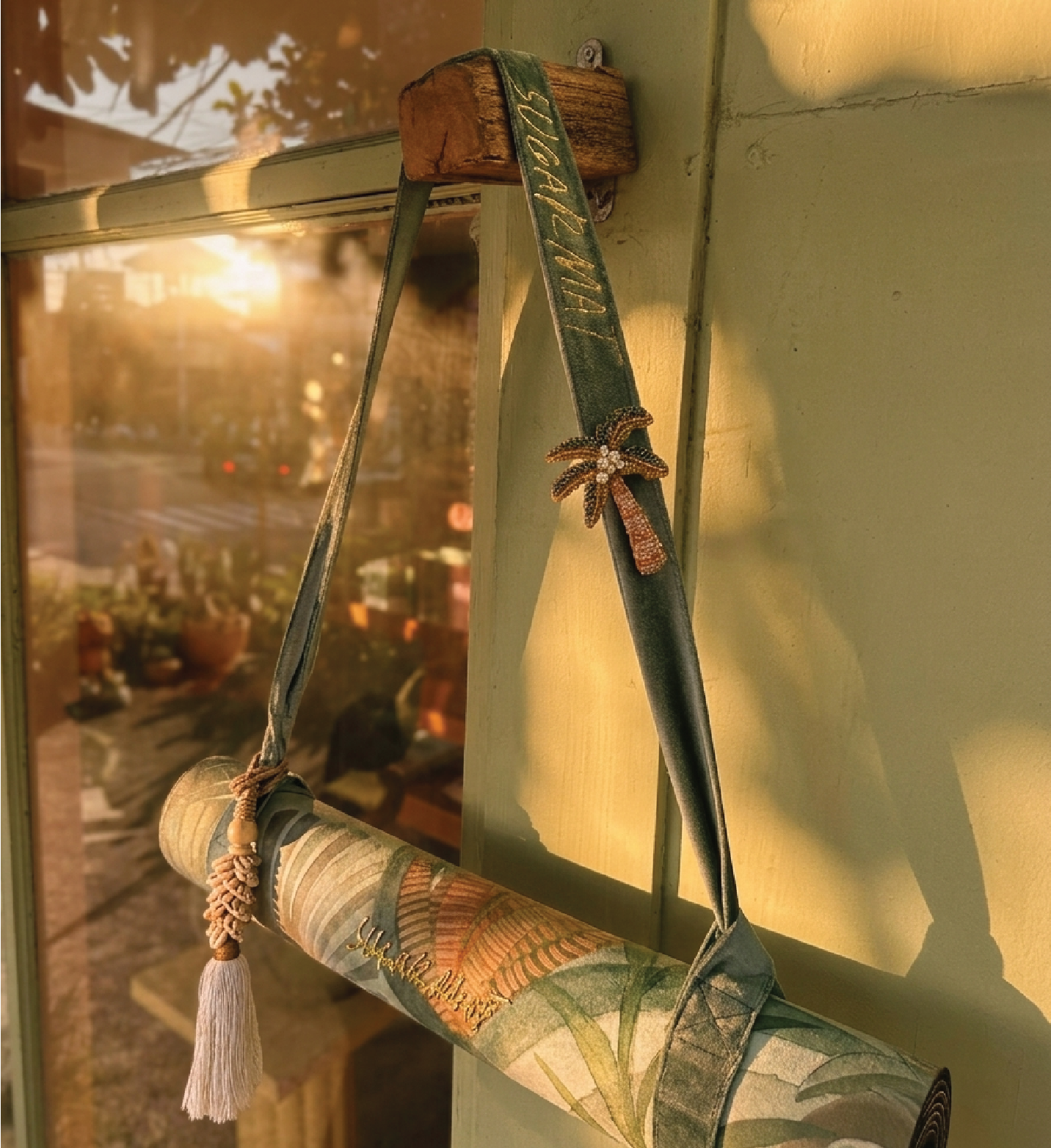 The Nusa Luxury Mat Carrier