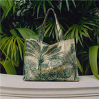 Tote Island Escape – Tas Bali Buatan Tangan dengan Pegangan yang Diperkuat & Motif Bunga Modern